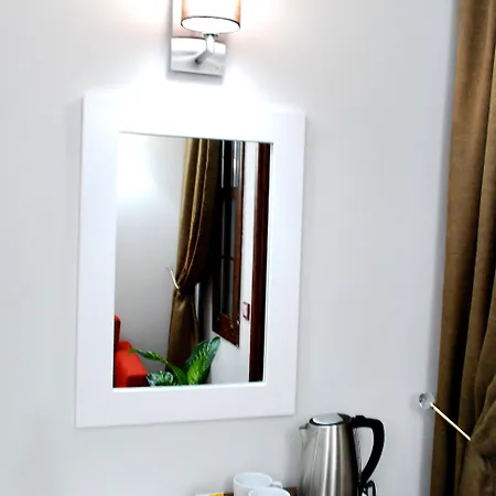 Elegance Hotel 3*