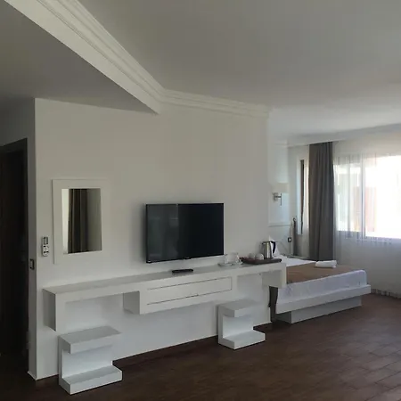 Hotel Elegance 3*